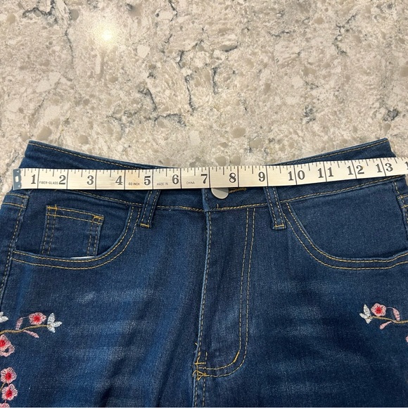 Gorgeous Embroidered Bootcut Jeans - Picture 6 of 11